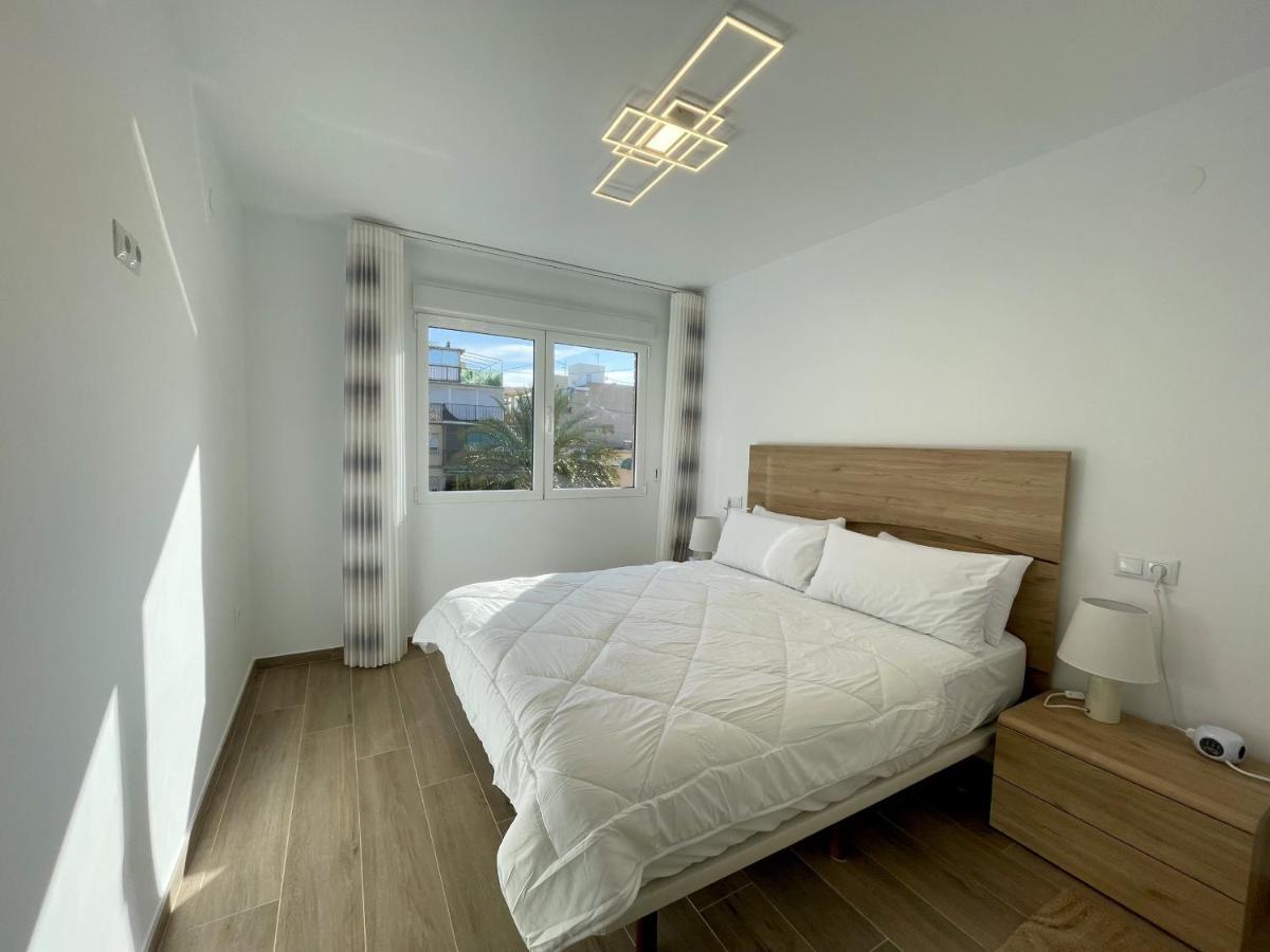 Deluxe Center Apartment Benidorm Luaran gambar